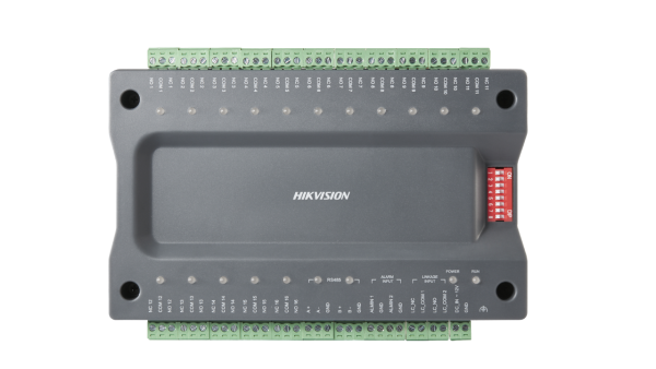 Extensie controler lift hikvision ds-k2m0016a, 2 x interfata rs-485, 2 x intrari alarma, 16 x intrari de releu, 1 x buzzer, comunicare rs-485 cu master controler, sistemul permite o configuratie pana la 8 extensii, alimentare: 12 vdc, dimensiuni: 167mm x 