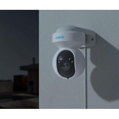 Camera de supraveghere reolink  e1 outdoor pro; e series e560