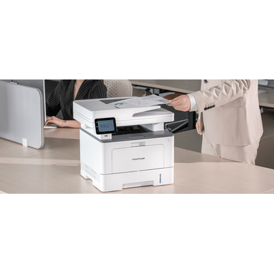 Multifunctional pantum bm5220adw mono, dimensiune a4, functi: printare, scanare, copiere, duplex automat, viteza printare: 42ppm, 1200x1200 dpi, limbaje printare: pcl5e, pcl6, ps, gdi, procesor: 1.2 ghz, memorie: 1gb ram, touchscreen 3.5", nfc, viteza cop