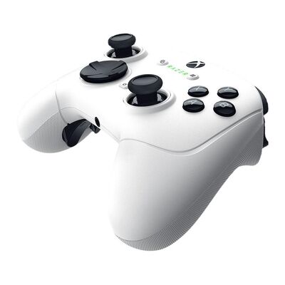 Controller razer wolverine v3 pro, conectivitate razer hyperspeed wireless, compatibil cu xbox & pc, butoane de actiune mecanice razer mecha tactile, butoane analogice anti-drift hall, durata de viata baterie pana la 20 de ore,  polling rate 1000 mhz pent